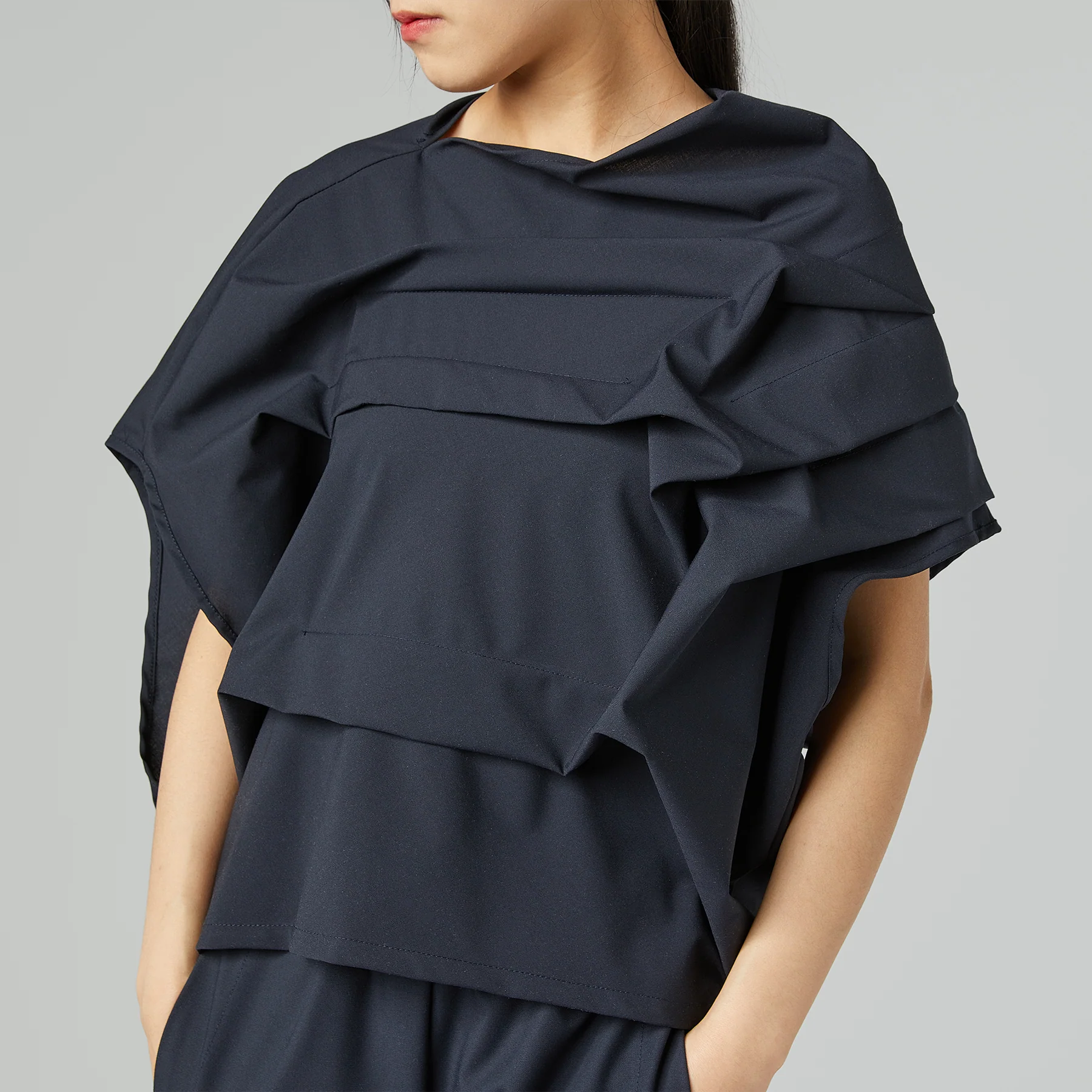 TWILL PLEATED BLOUSE BLACK - Image 5